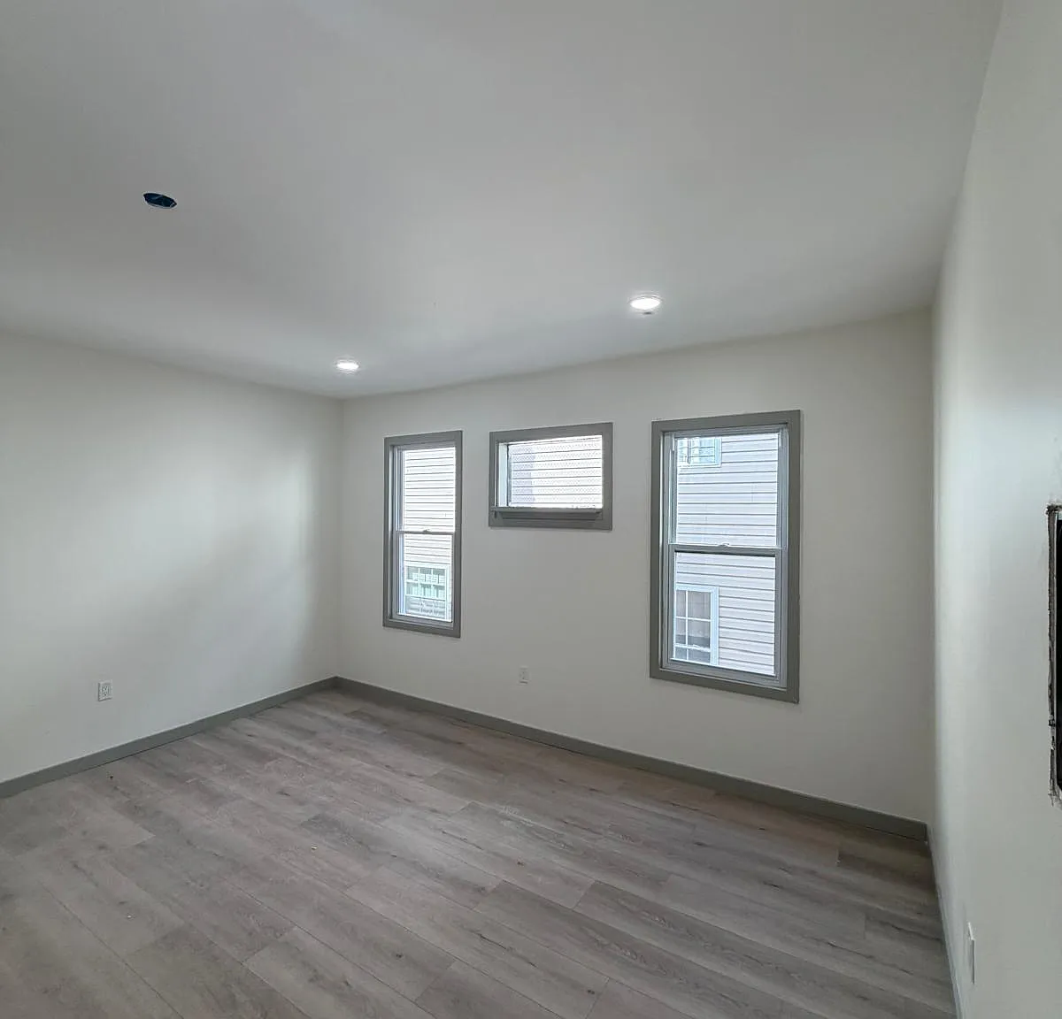 2 bed, $1,850 — Photo 3
