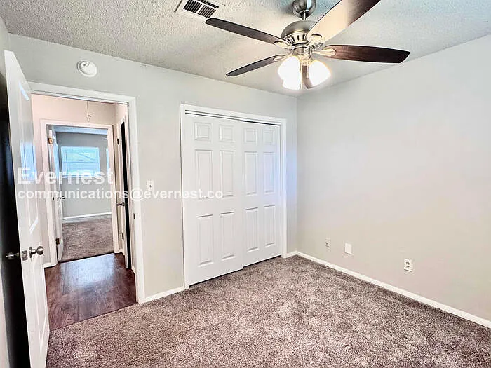 606 North Village Ave — Photo 13