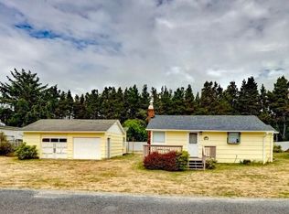 1215 199th Pl, Long Beach, WA 98631