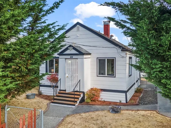 816 8th Street, Bremerton, WA 98337