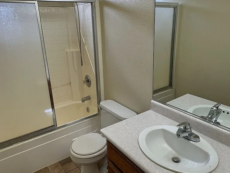 920 Alder Ave — Photo 15