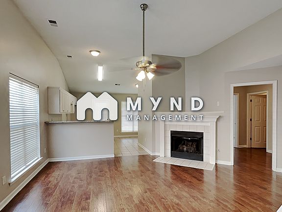 3rd image of 2544 Boxford Ln