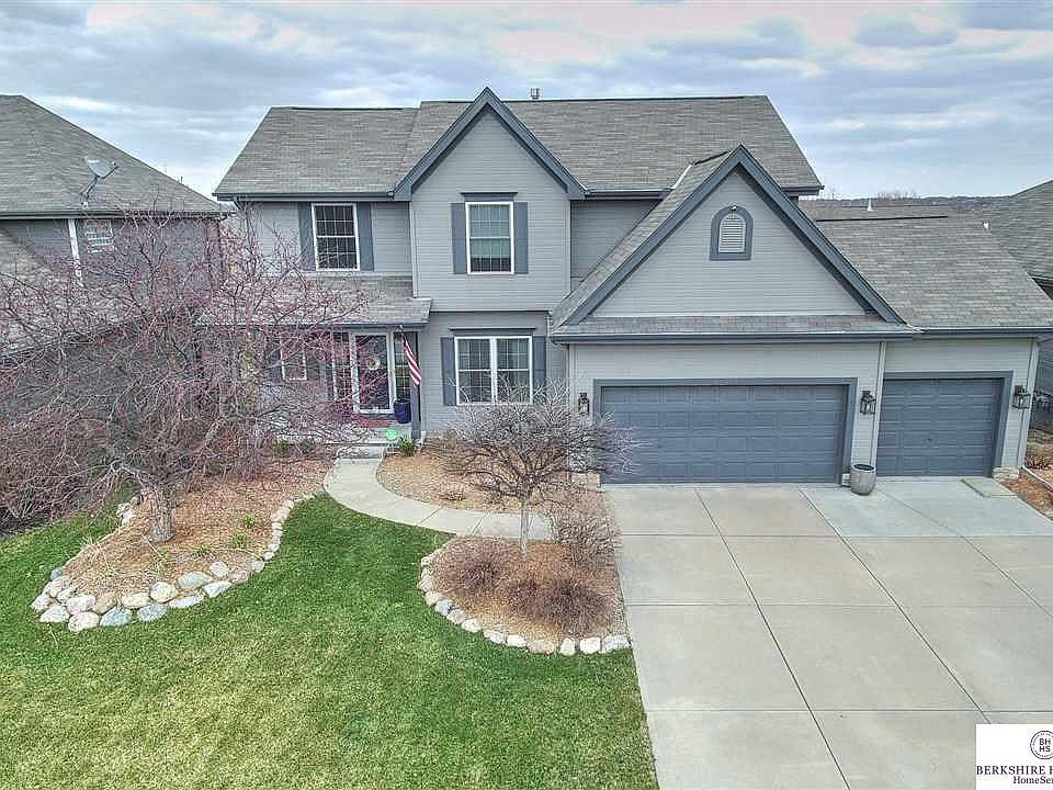 1st image of 2521 N 167th Ave NW