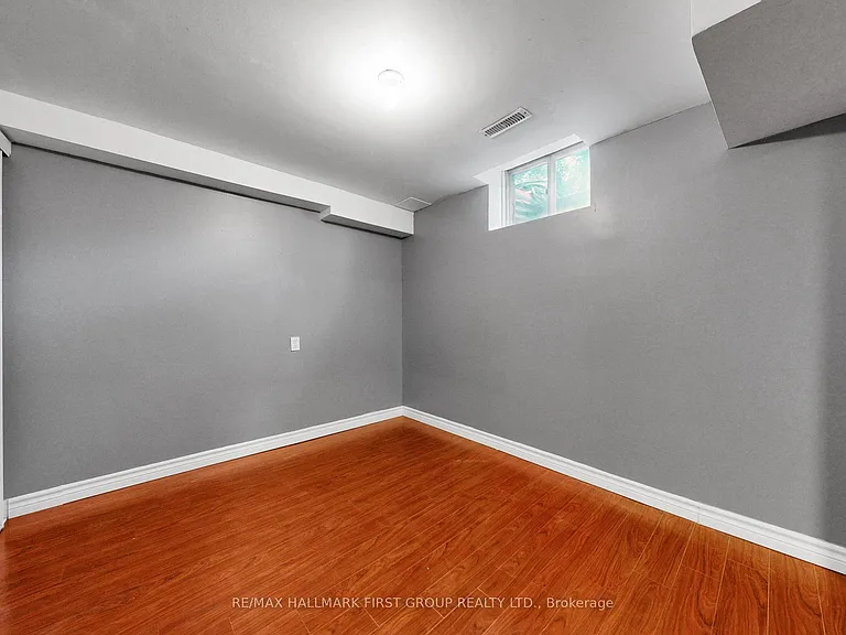 33 Robbinstone Dr #BASEMENT — Photo 25