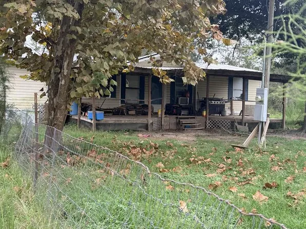 195 Sandy Flat Rd, Douglas, GA 31533