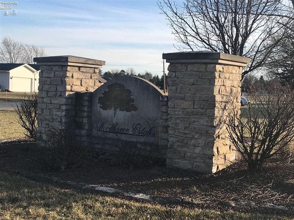 2nd image of 111 Woodhaven Cres