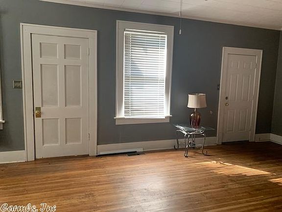 5th image of 204 Woodland Dr