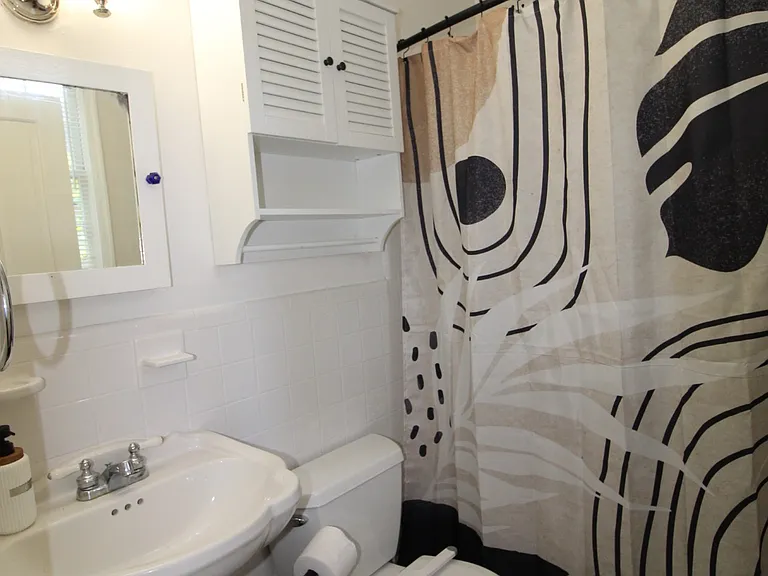 936 E Lake Dr — Photo 12