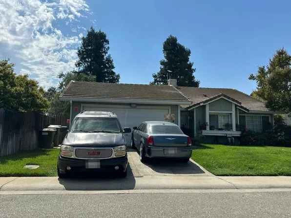 8948 Sonoma Valley Way, Sacramento, CA 95829