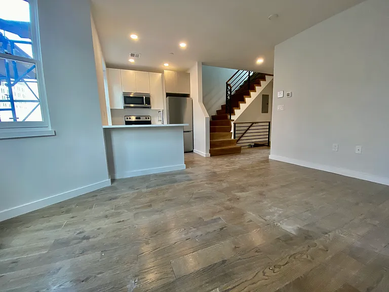 7 Wigglesworth St #3 — Photo 10