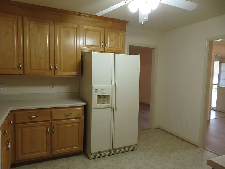 112 Shade Tree Ct — Photo 7