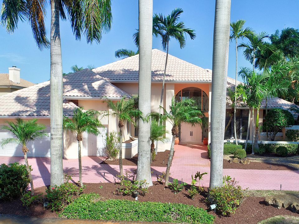Home For Sale In St Andrews Country Club