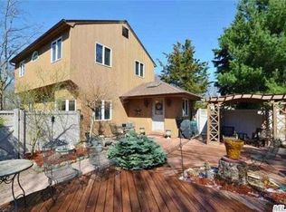41 Belknap Dr, Northport, NY 11768