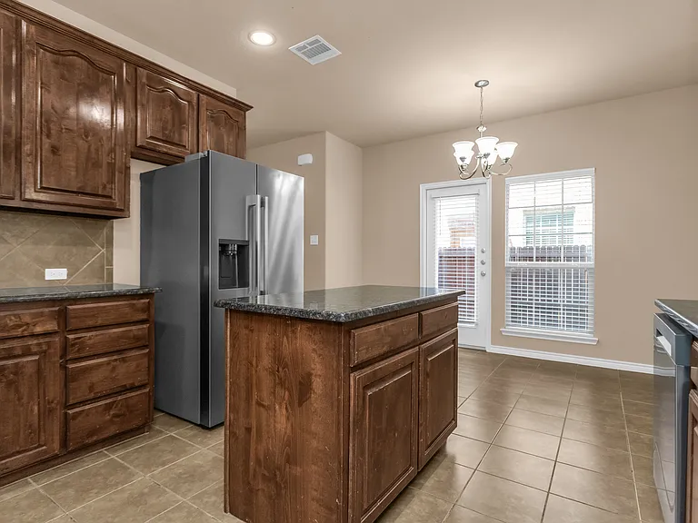 4924 Stray Creek Ln — Photo 17