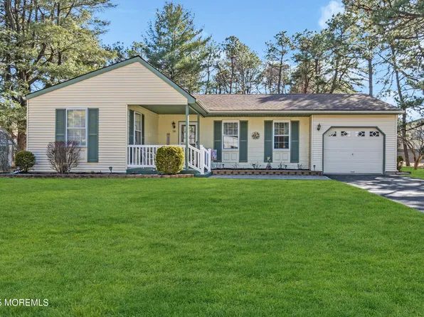 30 Sunset Road, Whiting, NJ 08759