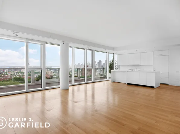 1 Grand Army Plaza image 1 of 1