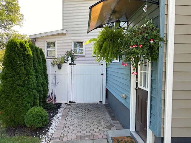 74 Liberty Ave — Photo 12
