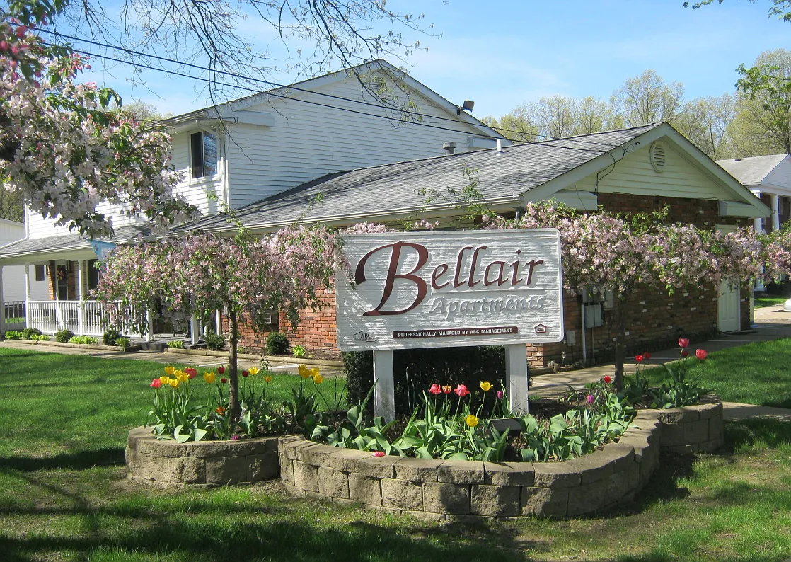 Bellair — Photo 1
