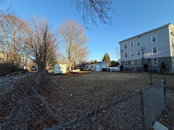 5th image of 0 Holbrook Ln