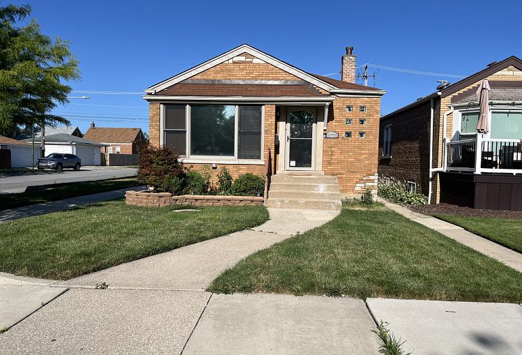 1st image of 10701 S Sawyer Ave