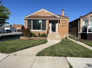 10701 S Sawyer Ave, Chicago, IL