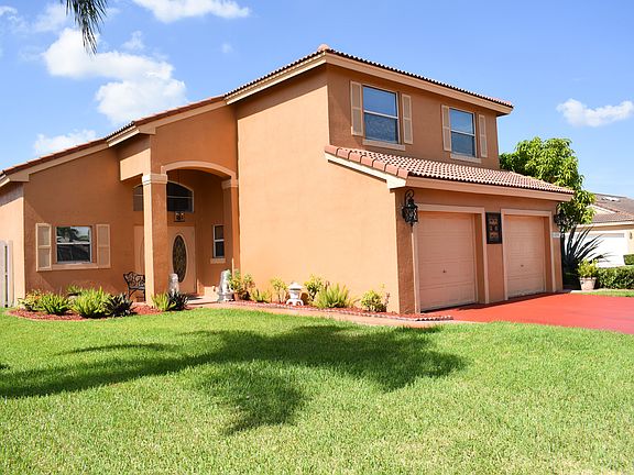 2nd image of 16590 NW 5th Ct