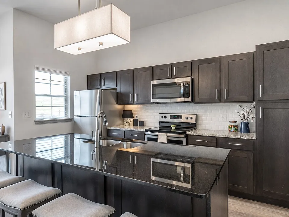 98 Apartments