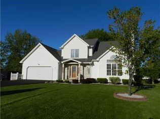 21 Jackrist Cir, Rochester, NY 14606