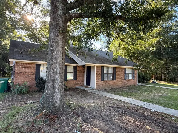 177A Pelham Dr, Leesburg, GA 31763