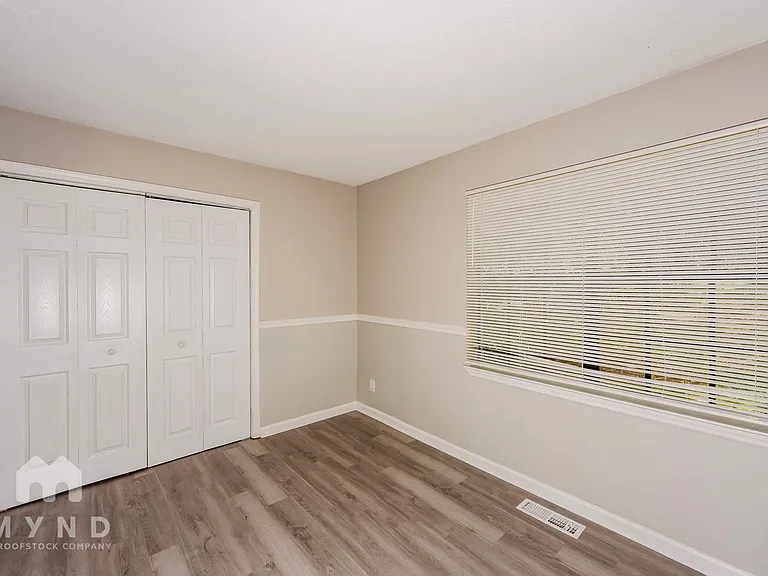 6500 Kathy Cir — Photo 10