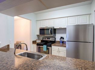 2800 Overlook Dr #2820-06, Rochester, MI 48307