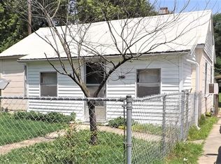 103 Day St, Dexter, MO 63841