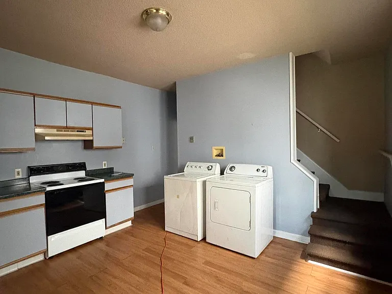 52 Diamond Ave — Photo 6