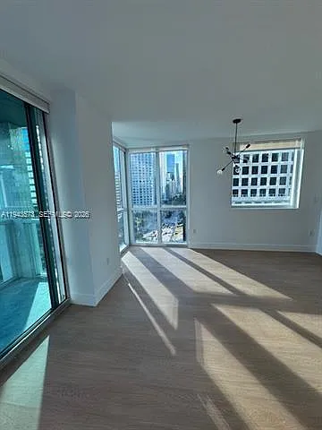 Building Photo - 500 Brickell Ave #1502