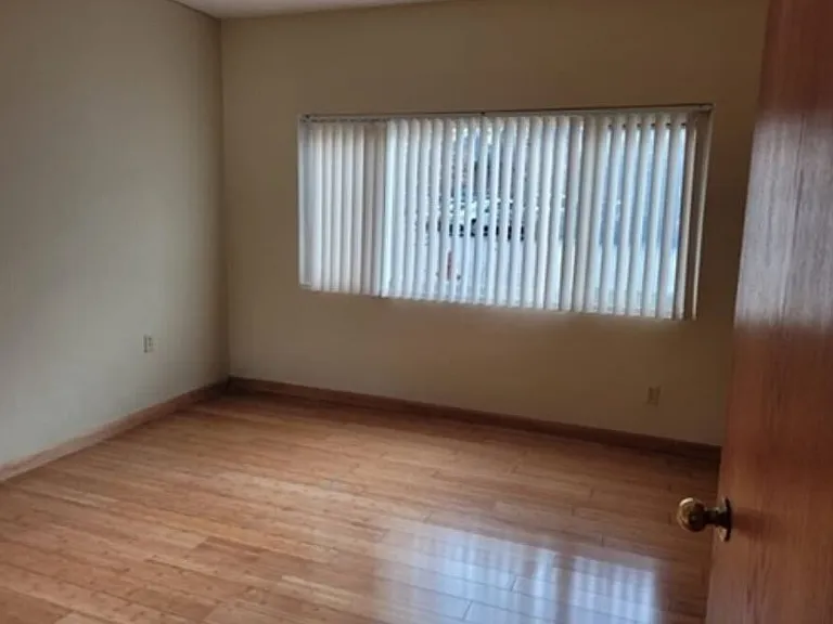 200 Cove Way #120 — Photo 6