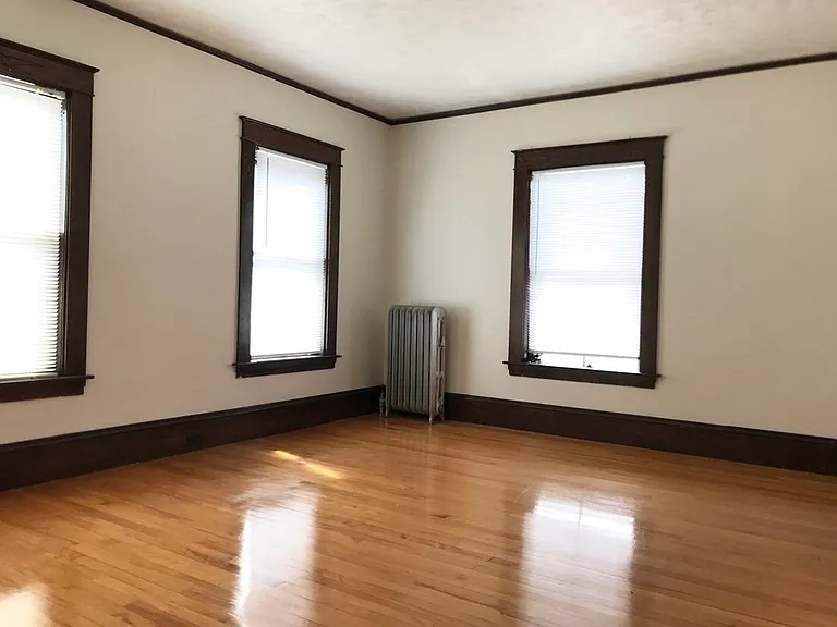 330 Main St #2 — Photo 8