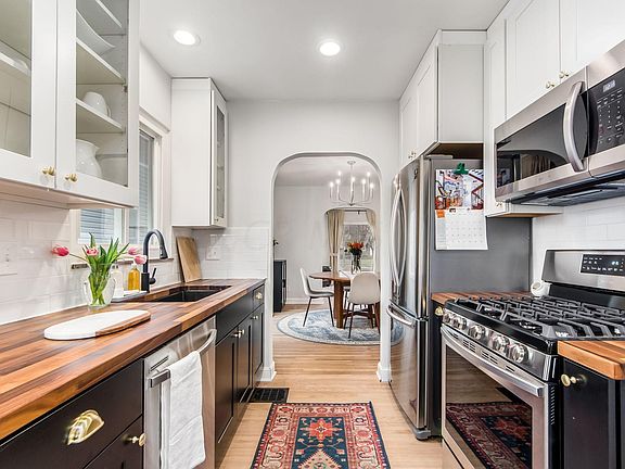 4th image of 1498 S Champion Ave
