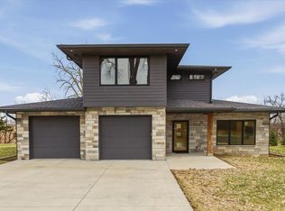 329 Christy St, Carson, IA 51525