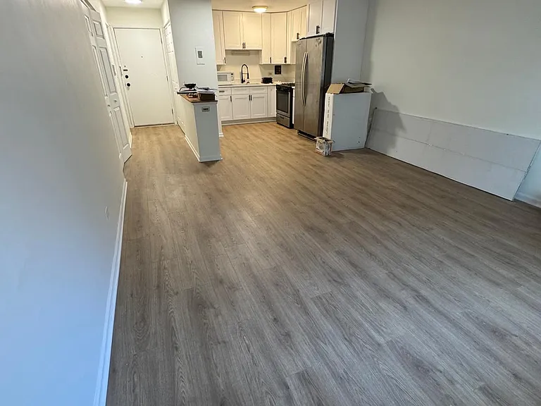 2411 W Balmoral Ave #1D — Photo 6