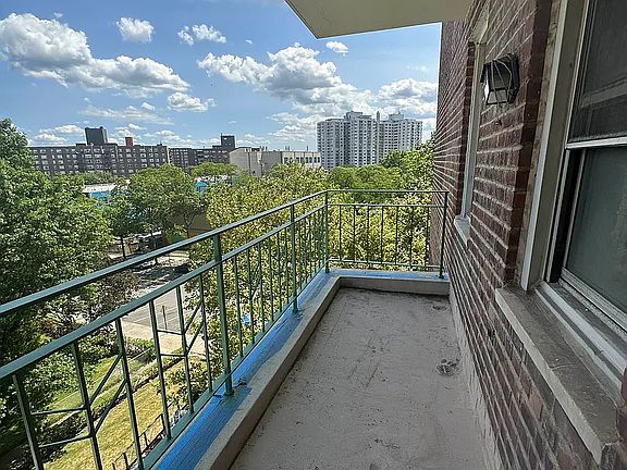 5th image of 3850 Hudson Manor Ter Floor 5