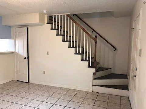 1609 Urquhart St #5 — Photo 12