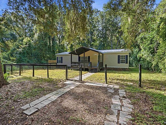2nd image of 5585 Don Manuel Rd