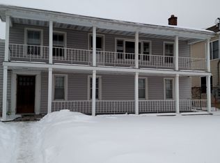 11 Glasco Tpke, Glasco, NY 12432
