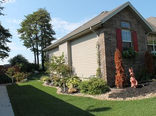 772 E Roubidoux St, Nixa, MO 65714