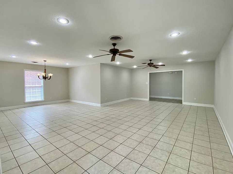 301 County Road 1001