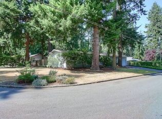 1655 154th Ave SE, Bellevue, WA 98007