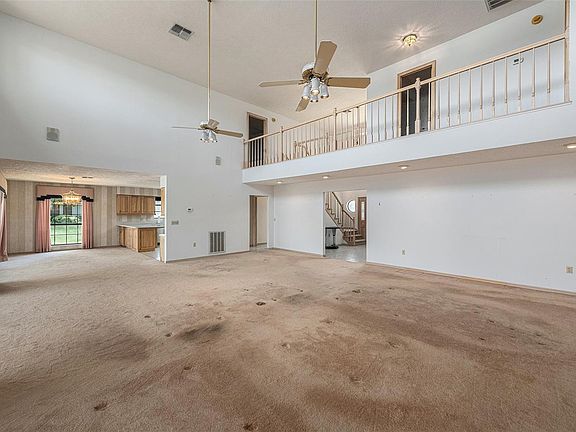 5th image of 611 Royal Dornock Ct
