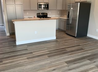 4689 W 20th St UNIT B, Greeley, CO 80634