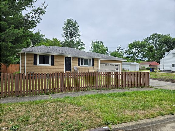 3rd image of 12715 Guardian Blvd
