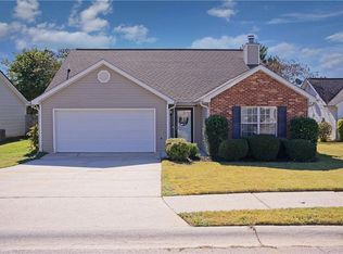 2313 Sugarleaf Trl, Hampton, GA 30228